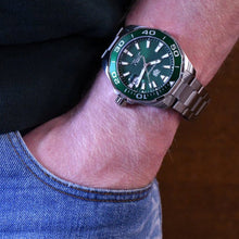 Load image into Gallery viewer, Tag Heuer Aquaracer Calibre 5 Green Dial Silver Steel Strap Watch for Men - WAY201S.BA0927
