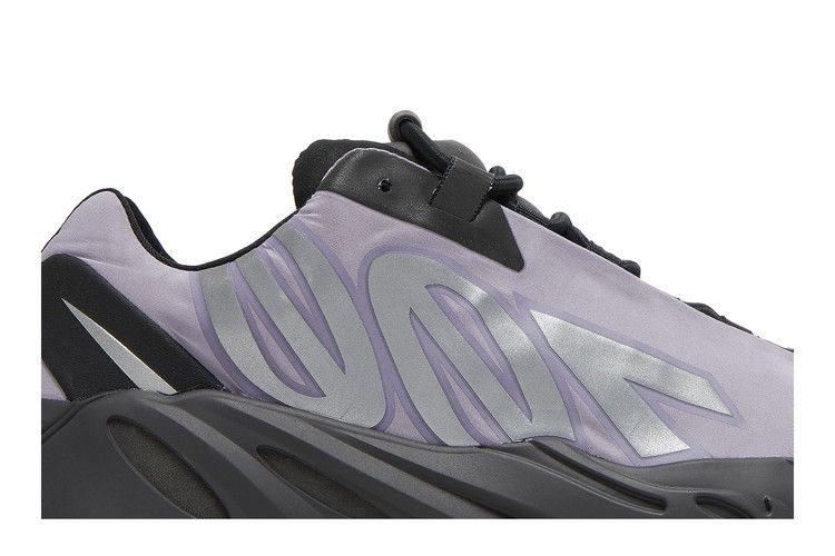 adidas Yeezy Boost 700 MNVN Geode