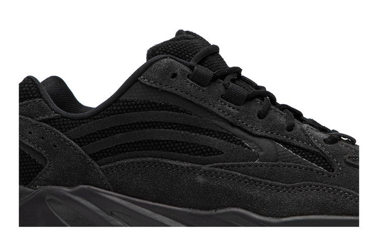 adidas Yeezy Boost 700 V2 Vanta (Kids)