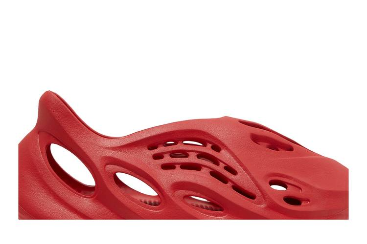 adidas Yeezy Foam RNNR Vermillion
