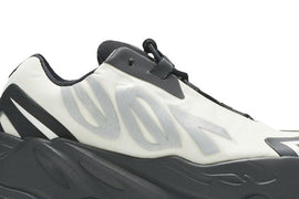 adidas Yeezy Boost 700 MNVN Bone (Infants)