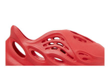 Load image into Gallery viewer, adidas Yeezy Foam RNNR Vermillion (Kids)
