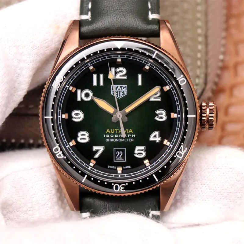 Tag Heuer Autavia Calibre 5 Automatic Olive Green Dial Green Leather Strap Watch for Men - WBE5190.FC8268