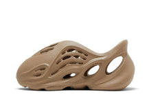 Load image into Gallery viewer, adidas Yeezy Foam RNNR Mist (Infants)