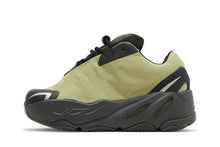 Load image into Gallery viewer, adidas Yeezy Boost 700 MNVN Resin (Infants)