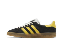 Load image into Gallery viewer, adidas x Gucci Gazelle Black GG Monogram