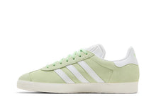 Load image into Gallery viewer, adidas Gazelle Semi Green Spark (Women's)