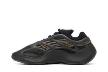 Load image into Gallery viewer, adidas Yeezy 700 V3 Clay Brown