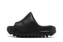 Load image into Gallery viewer, adidas Yeezy Slide Dark Onyx (Kids)