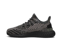 Load image into Gallery viewer, adidas Yeezy Boost 350 V2 Yecheil (Kids)