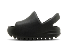 Load image into Gallery viewer, adidas Yeezy Slide Dark Onyx (Infants)