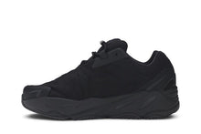 Load image into Gallery viewer, adidas Yeezy Boost 700 MNVN Black (Kids)