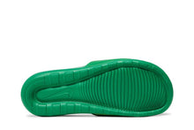Load image into Gallery viewer, Nike SB Victori One Slide Lucky Green