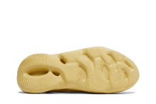 Load image into Gallery viewer, adidas Yeezy Foam RNNR Sulfur (Kids)