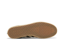 Load image into Gallery viewer, adidas Gazelle Foot Industry Black Cream
