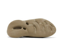 Load image into Gallery viewer, adidas Yeezy Foam RNR Stone Taupe