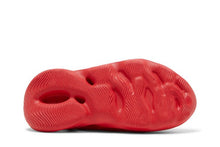 Load image into Gallery viewer, adidas Yeezy Foam RNNR Vermillion (Kids)