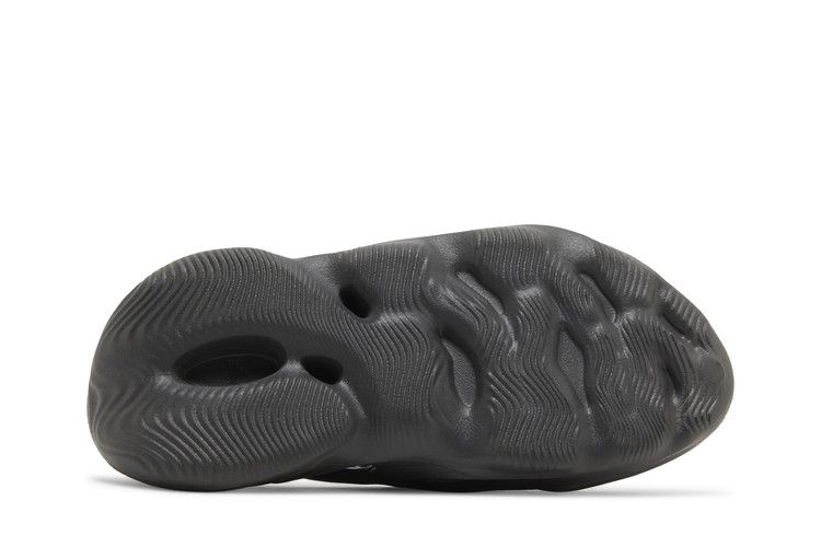 adidas Yeezy Foam RNR Onyx