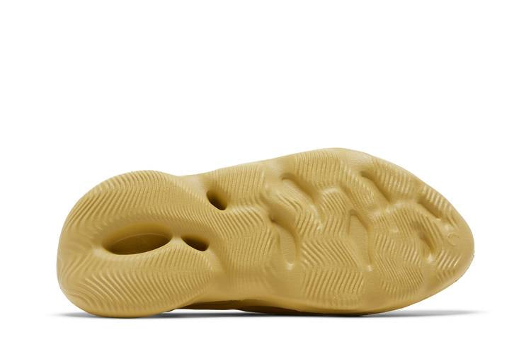 adidas Yeezy Foam RNNR Sulfur