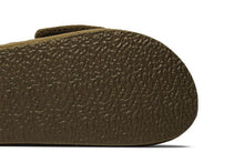Load image into Gallery viewer, Yeezy Fleece Slide Season 7 Trench