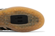 Load image into Gallery viewer, adidas Velosamba Cycling Wonder White Gum