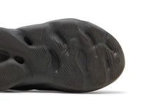 Load image into Gallery viewer, adidas Yeezy Foam RNR Onyx (Kids)