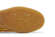 Load image into Gallery viewer, adidas Handball Spezial Almost Yellow Gum