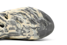 Load image into Gallery viewer, adidas Yeezy Foam RNNR MXT Moon Gray