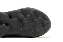 Load image into Gallery viewer, adidas Yeezy Foam RNR Onyx (Infants) (2022/2024)