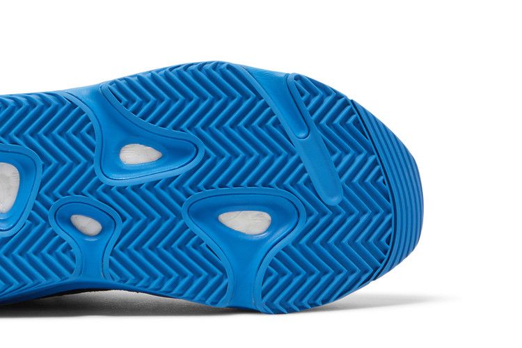 adidas Yeezy Boost 700 Hi-Res Blue