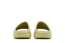 Load image into Gallery viewer, adidas Yeezy Slide Resin (2022/2024)
