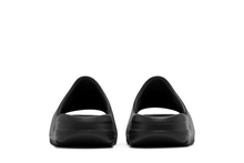 Load image into Gallery viewer, adidas Yeezy Slide Dark Onyx (Kids)