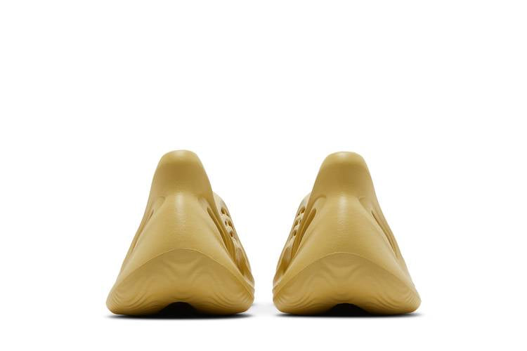 adidas Yeezy Foam RNNR Sulfur