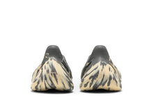 Load image into Gallery viewer, adidas Yeezy Foam RNNR MXT Moon Gray