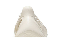 Load image into Gallery viewer, adidas Yeezy Foam RNNR Ararat
