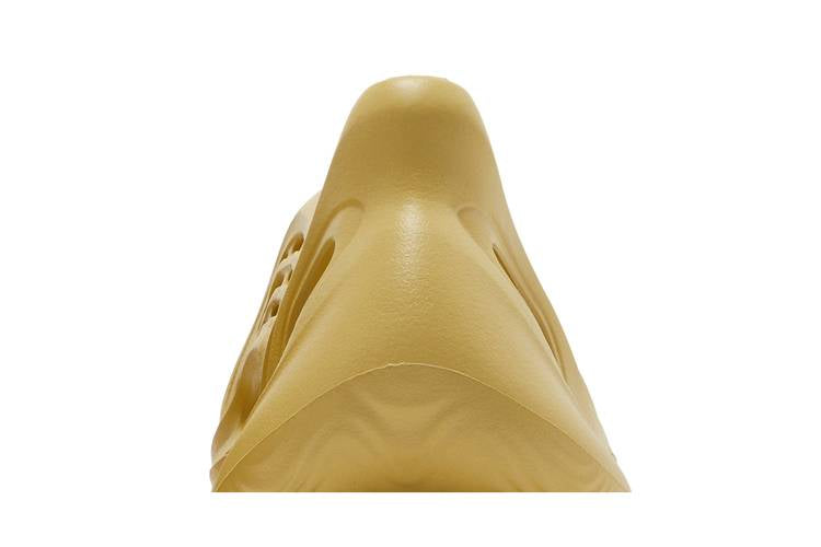 adidas Yeezy Foam RNNR Sulfur