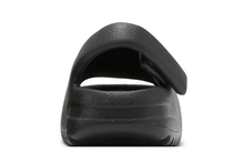 Load image into Gallery viewer, adidas Yeezy Slide Onyx (Infants)