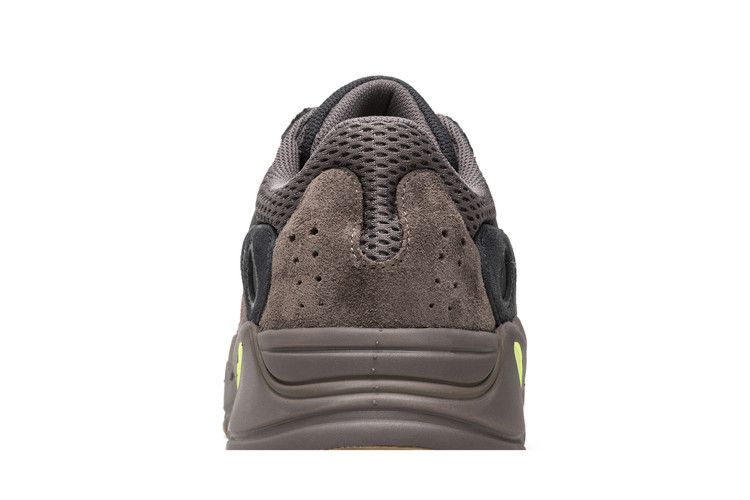 adidas Yeezy Boost 700 Mauve