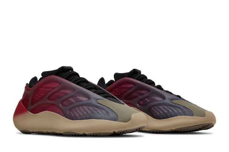adidas Yeezy 700 V3 Fade Carbon