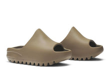 Load image into Gallery viewer, adidas Yeezy Slide Earth Brown (Kids)