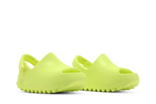 Load image into Gallery viewer, adidas Yeezy Slide Glow Green (Infants)