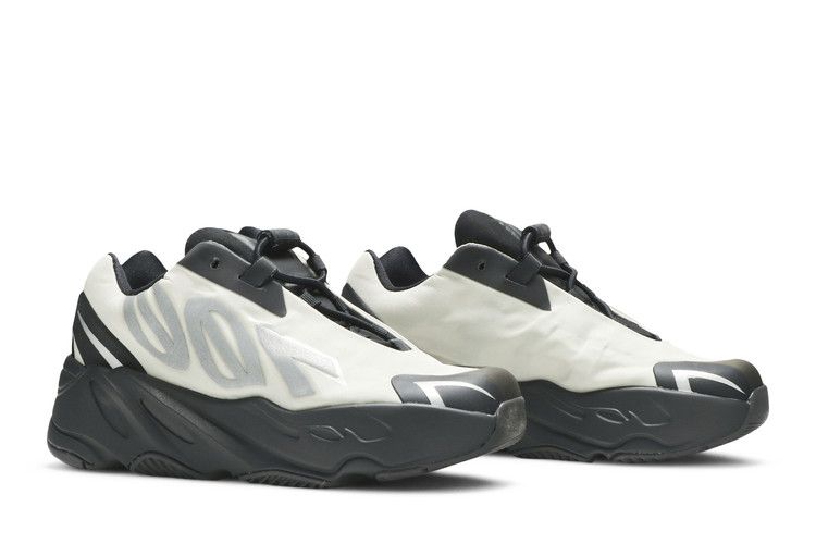 adidas Yeezy Boost 700 MNVN Bone (Infants)