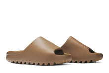 Load image into Gallery viewer, adidas Yeezy Slide Core