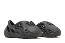 Load image into Gallery viewer, adidas Yeezy Foam RNR Onyx (Kids)