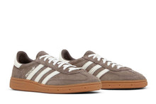 Load image into Gallery viewer, adidas Handball Spezial Earth Strata Gum (Women's)