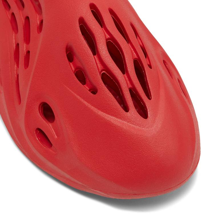 adidas Yeezy Foam RNNR Vermillion