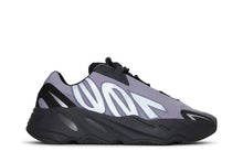 Load image into Gallery viewer, adidas Yeezy Boost 700 MNVN Geode