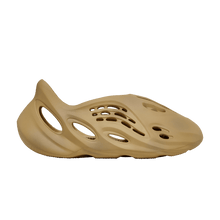 Load image into Gallery viewer, adidas Yeezy Foam RNR Desert Sand