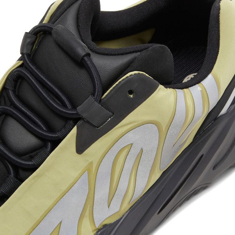 adidas Yeezy Boost 700 MNVN Resin