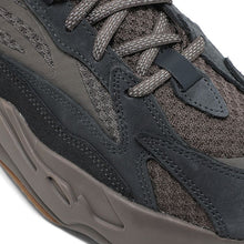 Load image into Gallery viewer, adidas Yeezy Boost 700 V2 Mauve